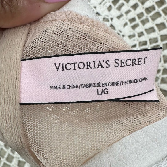 Victoria’s Secret Bra Bundle Size Large Lace 2 Piece - Picture 8 of 8